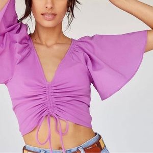 Anthropologie Maeve Cinch Flutter Sleeve Crop
Top Violet